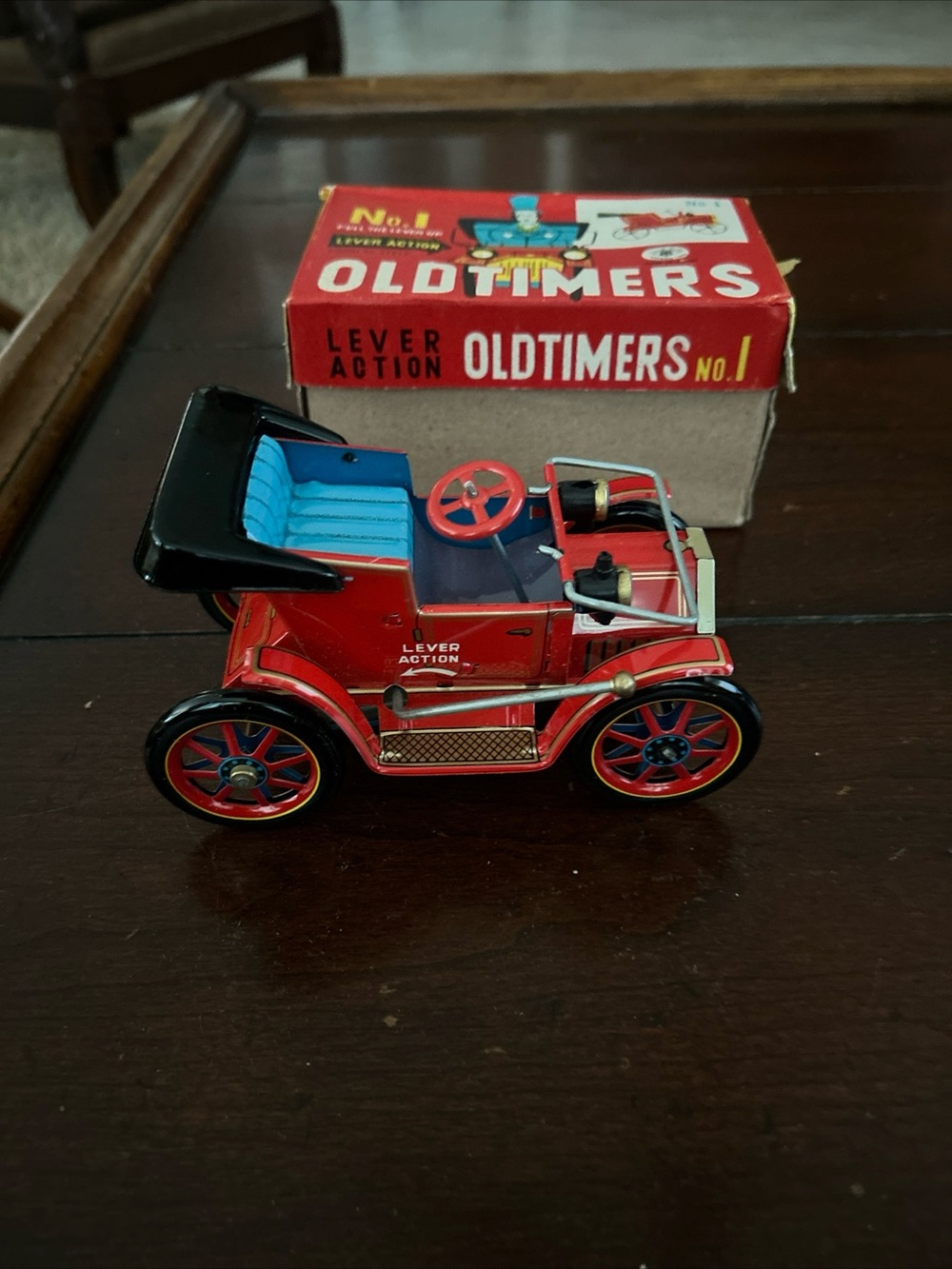 ANTIQUE Lever Action
Clockwork Tin Oldtimers
NO.1 Car in Original Box!